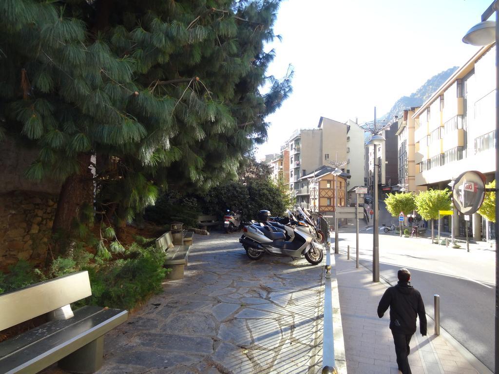 Hostal Cal Forner Hotel Andorra la Vella Exterior photo