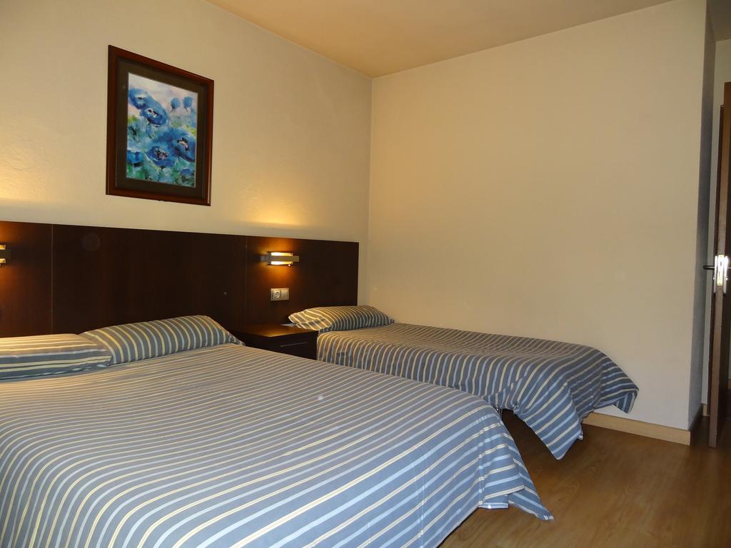 Hostal Cal Forner Hotel Andorra la Vella Room photo