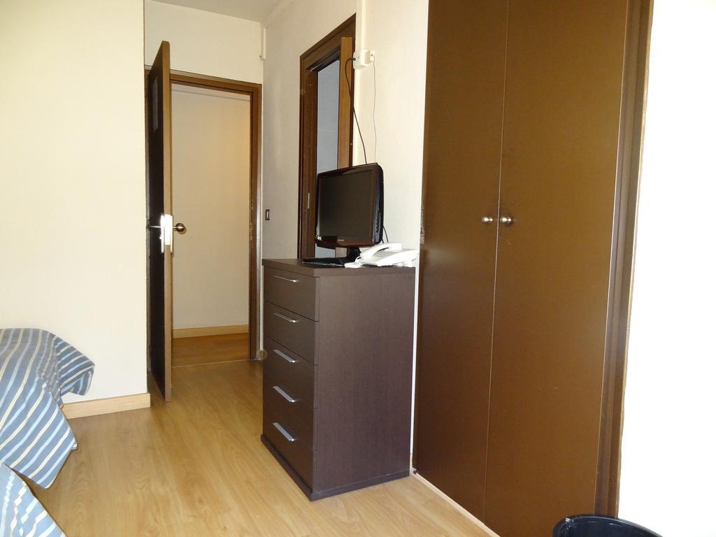 Hostal Cal Forner Hotel Andorra la Vella Room photo